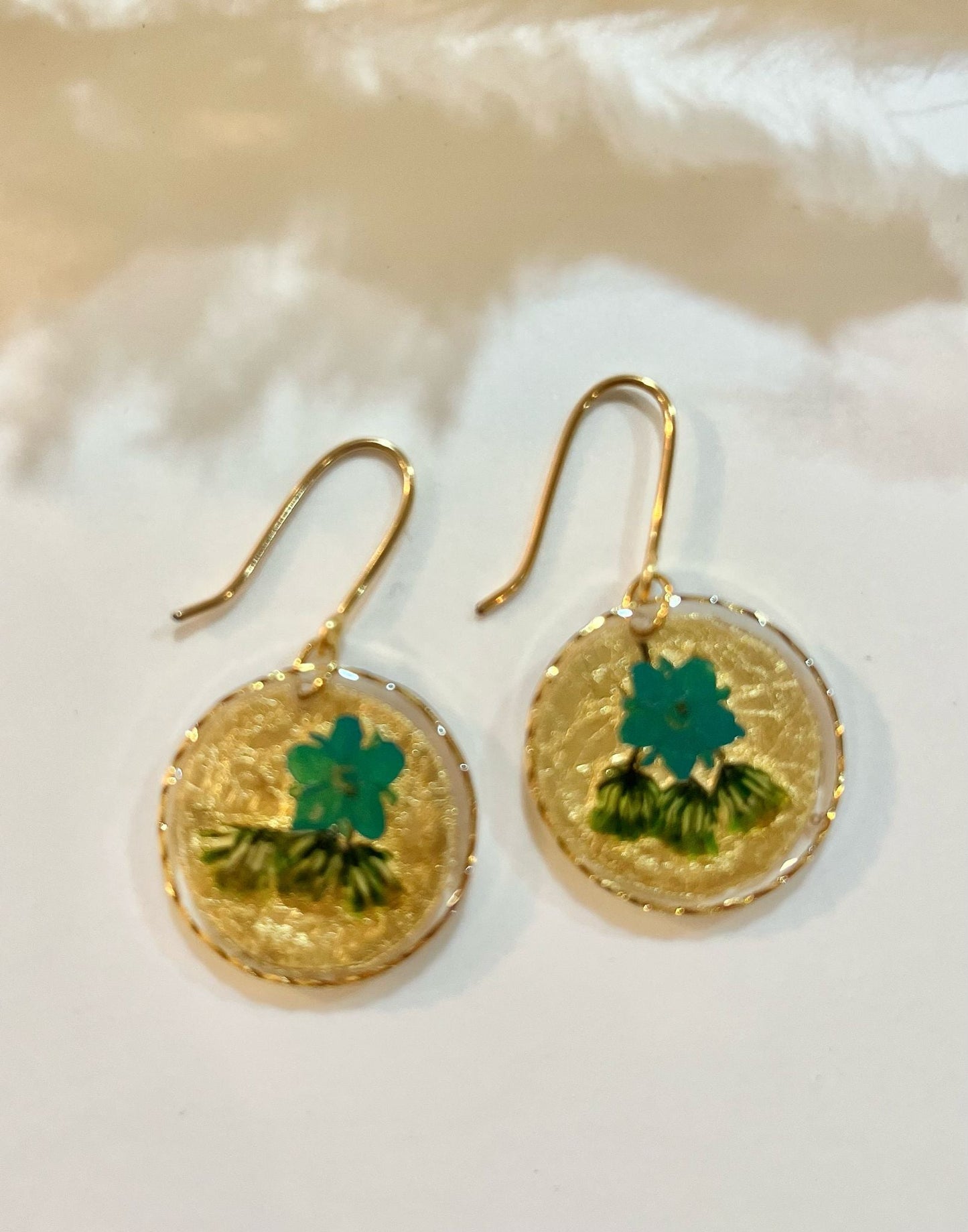 Small round Real flower earrings - Blossom